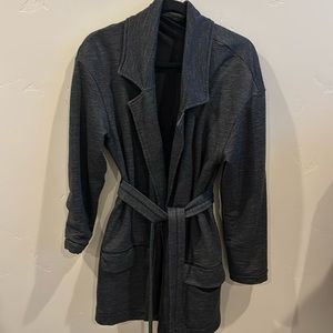 Lululemon grey jacket with belt. Size 6.  GUC
